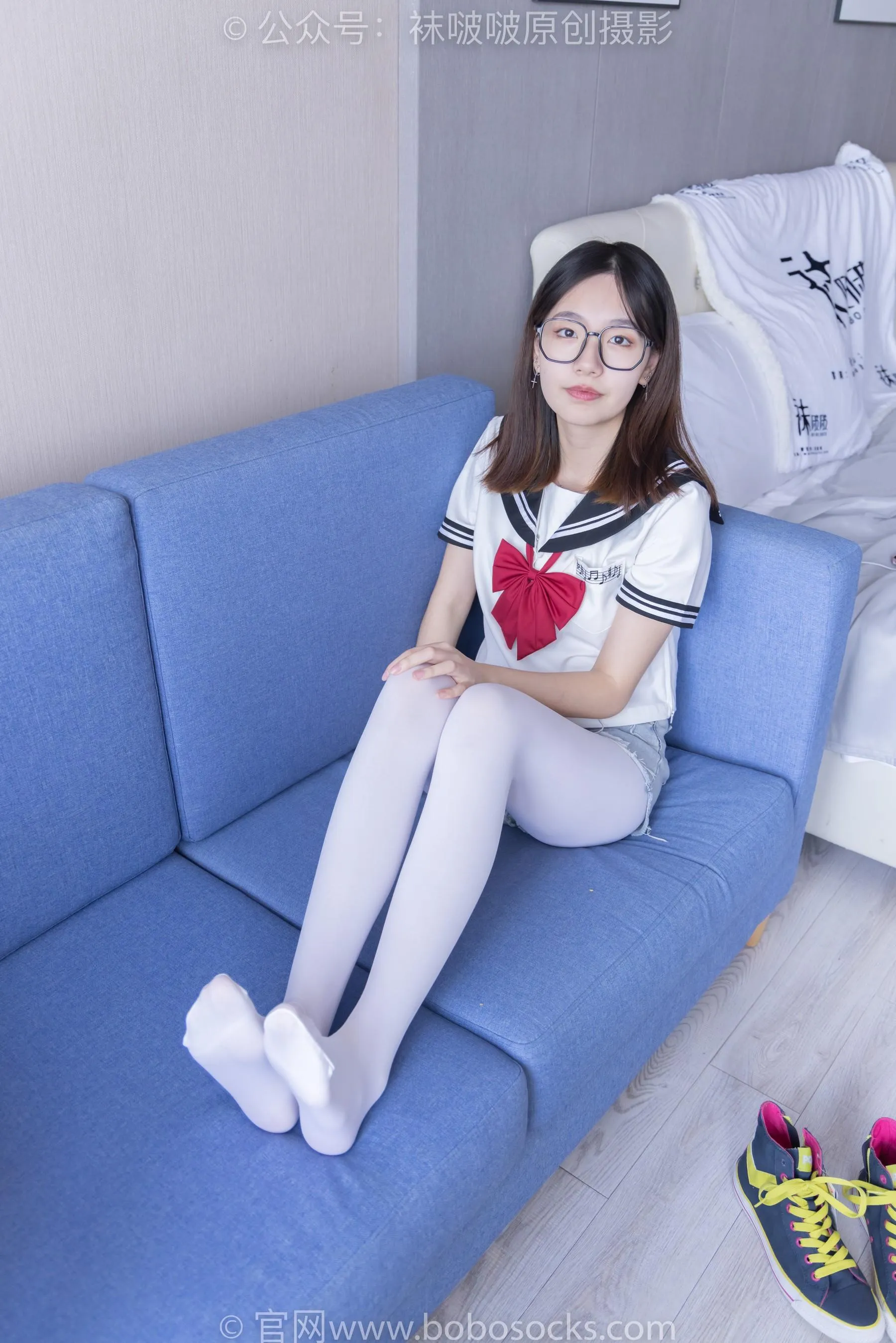 [BoBoSocks袜啵啵]NO.215 小甜豆-三双帆布鞋板鞋、厚白丝、黑丝 [90P]插图8
